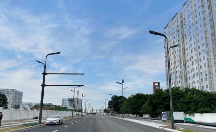 陜西西咸新區(qū)首條多桿合一道路！華體科技讓美與美好一路發(fā)生